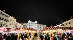 Vianočné trhy vo viacerých mestách po pandemickej pauze opäť otvorili svoje brány, boli sme sa pozrieť v Bratislave