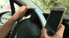 Mobily sú zodpovedné za desiatky zbytočných úmrtí. Za volantom nemajú čo hľadať