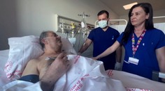 Viac ako týždeň pod troskami. Z volania o pomoc mal opuchnuté hrdlo, strácal hlas aj nádej