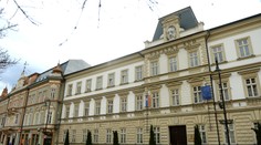 Toto sú prvé mená oficiálnych kandidátov na sudcov ÚS