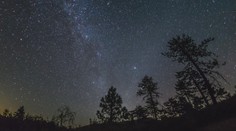 V týchto dňoch môžete na oblohe sledovať vesmírne divadlo