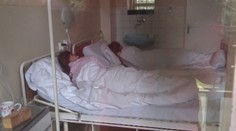 Po plese skončili v nemocnici. Pätica študentov leží na infektológii