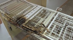 Podpálil pod sebou posteľ, hoci bol k lôžku pripútaný. Lekári čakali delírium