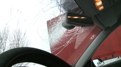 Mužovi kuriózne poškodili auto. Teraz báda, kto mu zaplatí škodu