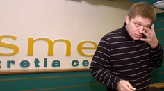 Fico v kampani opisuje život: Prvé rifle mal vďaka vekslákovi