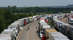 Británia bude chrániť kamionistov pred migrantmi