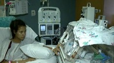 Tínedžerka porodila zdravé dieťa počas spánku