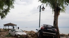Gréckom sa prehnala ďalšia silná búrka. Zasiahla aj obľúbenú dovolenkovú destináciu