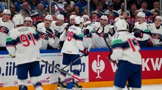 Fíni držali s USA krok iba v 1. tretine. Američania nakoniec svoju dominanciu pretavili vo víťazstvo