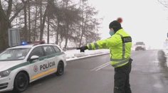 Posilnili kontroly na hraniciach. Niektorí vodiči sa však chcú bežnej kontrole vyhnúť
