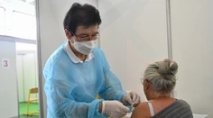 Dôchodkyňa Alena dostala COVID, hoci absolvovala aj tretiu dávku. Ochránila ju pred ťažkým priebehom