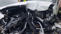 Vážna nehoda na hraniciach so Slovenskom: Prevádzač unikal polícii, hlásia 21 zranených