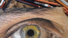 Fotografia alebo kresba? Umelec, pri ktorom to nerozoznáte