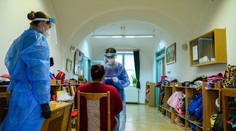 Mesiac po plošnom testovaní čísla opäť rastú: Analytik poukázal na základné chyby