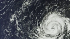 Zvláštny hurikán Ophelia prinesie do Európy krvavé slnko