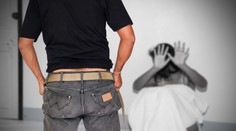 Obrovské pochybenie bacharov: Väzeň údajne znásilnil manželku počas návštevy