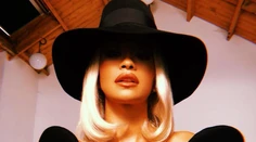 Rita Ora šokovala fanúšikov. Toto má byť sexy?!