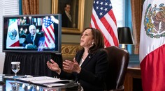 Nezastavíme sa pri hospodárskych krokoch. Americká viceprezidentka odkázala Putinovi, že dôsledky pre Moskvu budú tvrdé a rýchle