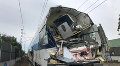 Svedok nakrútil zrážku vlaku s kamiónom v Prahe. Vozidlo letelo priamo na neho