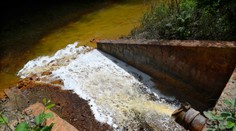 Slaná sa stala pohrebiskom pre ryby. Život sa z rieky takmer úplne vytratil