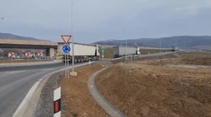 Slávnostne otvorili diaľnicu, no prví vodiči už hlásili problém. NDS hovorí o bežnej poruche