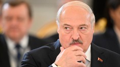 Bielorusko vraj rozmiestnilo vojakov pozdĺž celej hranice s Ukrajinou. Lukašenko zároveň vyzval na rokovania