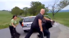 Standa si podal rumunských podvodníkov. Vysvetlil, prečo to urobil