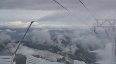 V niektorých lyžiarskych strediskách začali zasnežovať zjazdovky