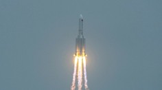 Kam dopadnú trosky čínskej rakety? Mapa ukazuje, ktoré oblasti sú v nebezpečí