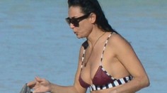 Päťdesiatnička Demi a jej dcéra v bikinách: Žiadny rozdiel!