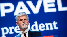 Petr Pavel už úraduje z Pražského hradu. Obával sa možných odposluchov v kancelárii