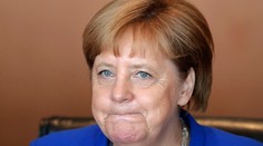 Angela Merkelová sa dá v piatok zaočkovať proti covidu, dostane látku od AstraZeneca