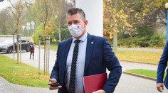 Mikulec je v karanténe, bol v kontakte s pozitívne testovaným