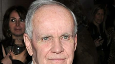 Zomrel známy americký spisovateľ a laureát Pulitzerovej ceny Cormac McCarthy (†89)