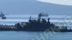 VIDEO: Ukrajinci pri útoku na prístav Novorossijsk zasiahli ruskú výsadkovú loď, čiastočne sa potopila