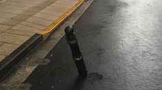 Zlyhanie usporiadateľov Vuelty:  Neoznačený stĺp spôsobil škaredé pády