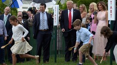 Ešteže má Melanie. Trump zabudol na jednu dôležitú vec