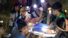 Tragédia v Indonézii. V nelegálnej bani zostalo pod zemou zasypaných najmenej 60 ľudí