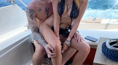 Opäť hetero. Vulgárna hviezdička sa pochválila horúcimi fotkami s novým frajerom
