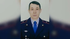 Policajt sa zachoval ako hrdina z akčného filmu: Zločinca chytil po skoku z okna na 13. poschodí