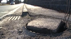 V obci Nižná Slaná už nevedia, aké poklopy použiť. Všetky im ukradli