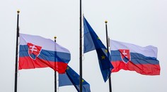 Rozhodnutie Čechov ponechať si štátnu vlajku symbolizuje ich pohľad na Československo, tvrdí autor našich symbolov