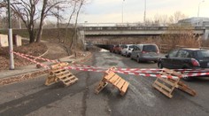 Bratislavčania zúrili, policajti uzavreli príjazdovú cestu do nemocnice