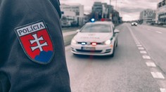 VIDEO: Policajti namerali dvoch cestných pirátov. Mladíci uháňali rýchlosťou 249 km/h