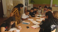 Sama vyrastala v žalostných podmienkach. Irma búra mýty o Rómoch a pomáha deťom