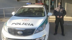 Policajt mimo služby zachránil v Štiavniku život ženy