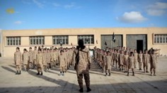 Výcvikový tábor Islamského štátu: Z detí vychovávajú hrdlorezov