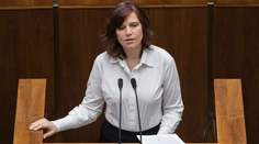 Remišová dáva podnet na ÚVO a PMÚ k tendru, v ktorom súťažila firma Bonul
