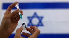 Izrael ponúka dospelým s oslabenou imunitou tretiu dávku vakcíny od Pfizeru