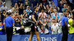 Nadal vyhrával už 2:0 na sety, no s US Open sa napokon lúči